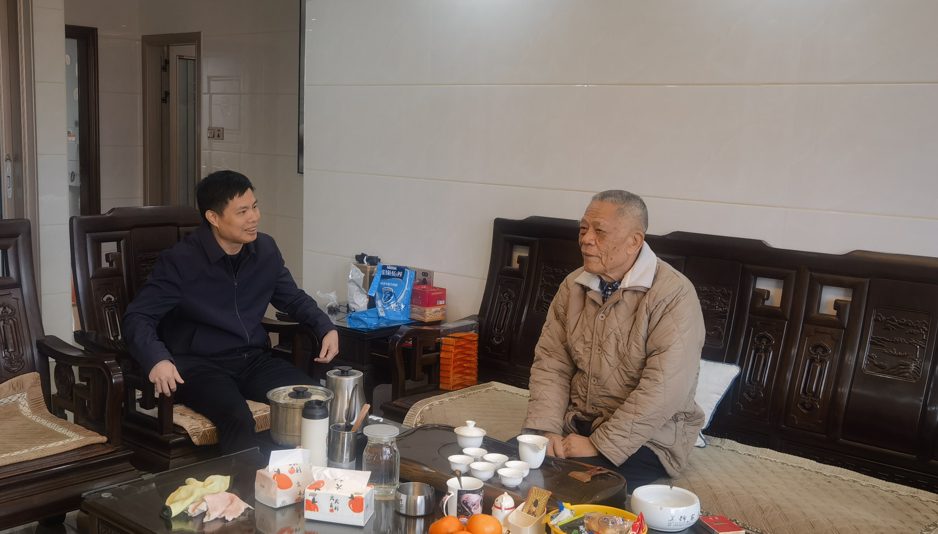 云霄農信聯社黨委開展春節前走訪慰問活動
